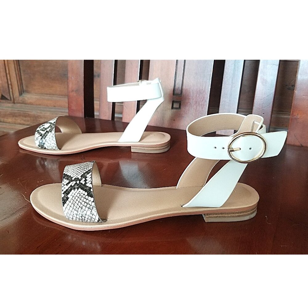 LIKE NEW Loft Sandals